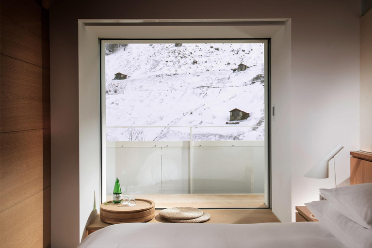 Bedroom 3, House of Architects, Surselva