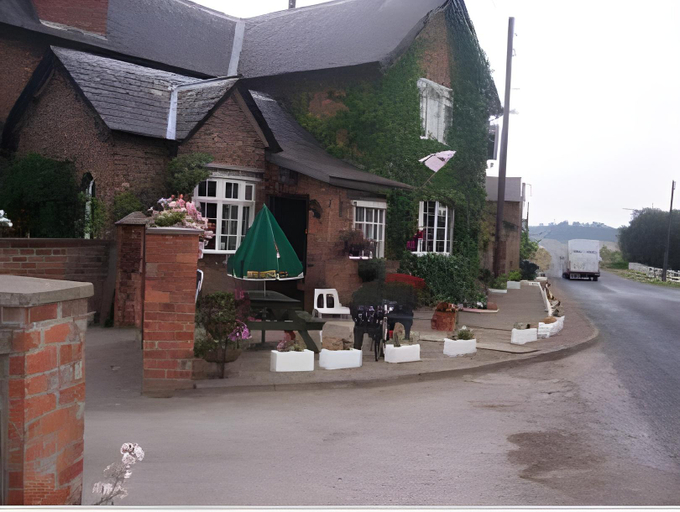 Others 5, Thompsons Arms, North Yorkshire