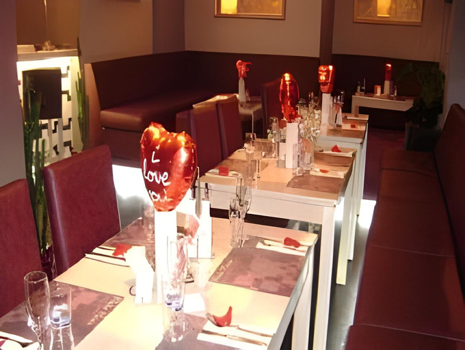 Food & Drinks 4, Elate Plaza Hotel, Stolichna