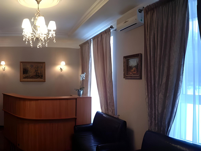 Others 2, Gravor Hotel, South-Eastern