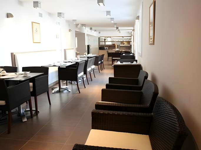 Food & Drinks 4, Residhome Arcachon Plazza, Gironde