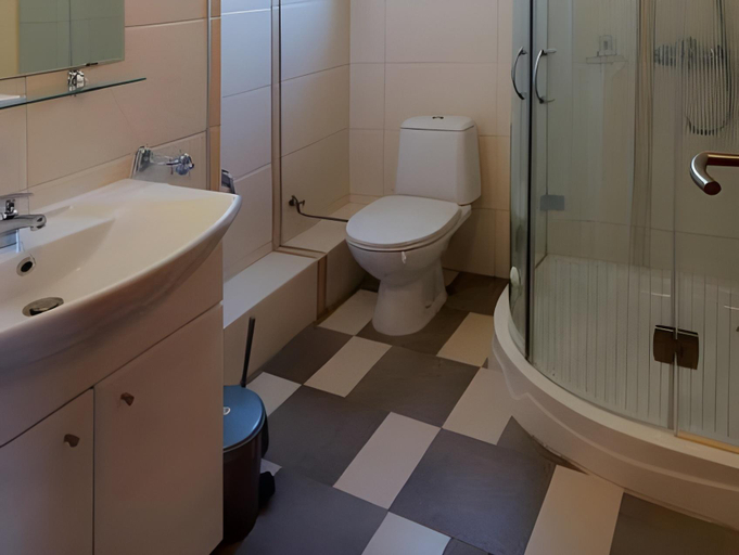 Bathroom 4, Family Hotel Saint Nikola FREE PARKING, Nesebar