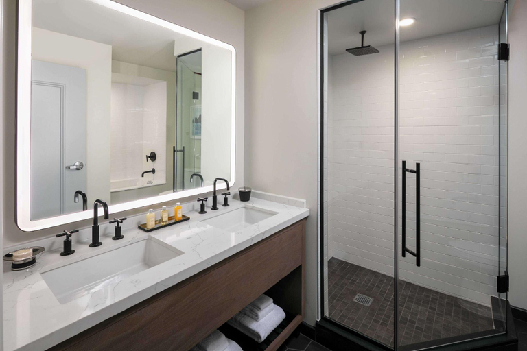 Bathroom 7