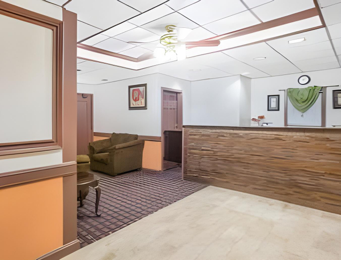 Public Area, Americas Best Value Inn Holly Springs, Marshall