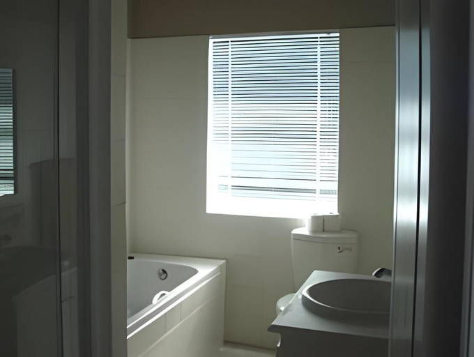Bathroom 4, Cape St Francis Resort, Cacadu
