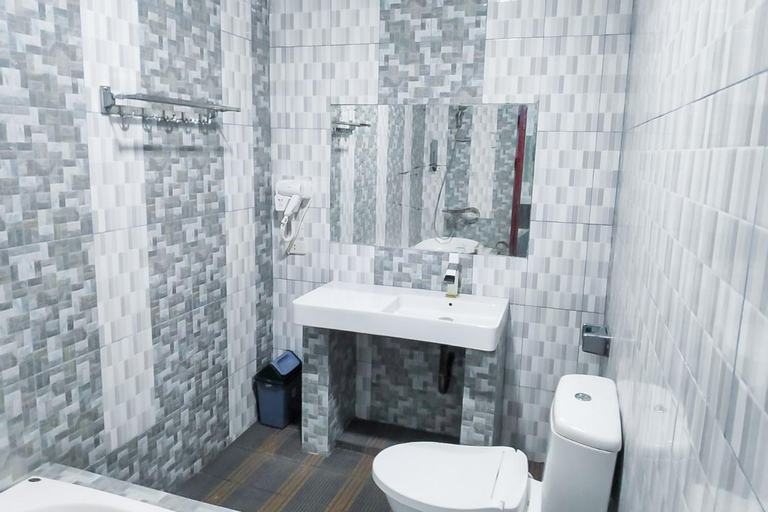 Bathroom 5