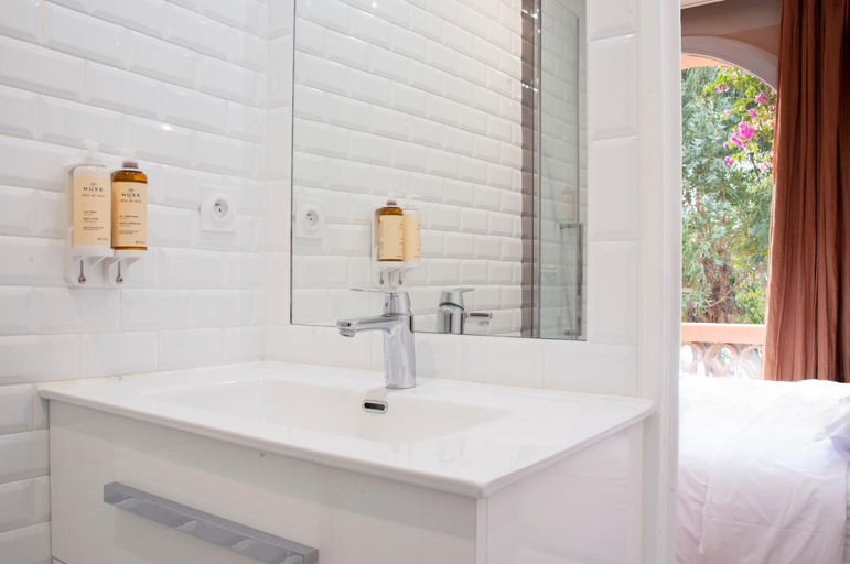 Bathroom, Hotel Le Porquerollais, Var