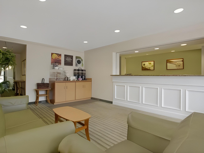Public Area 2, Extended Stay America Select Suites - Madison - Old Sauk Rd., Dane