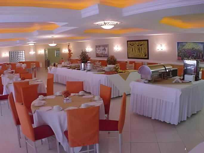Food & Drinks 5, SKY VILLE HOTEL CANELA - Otima Localizacao, Canela