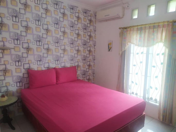 Bedroom 12