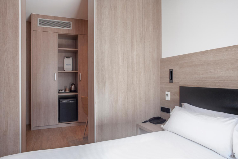 Bedroom 3, Lleo, Barcelona