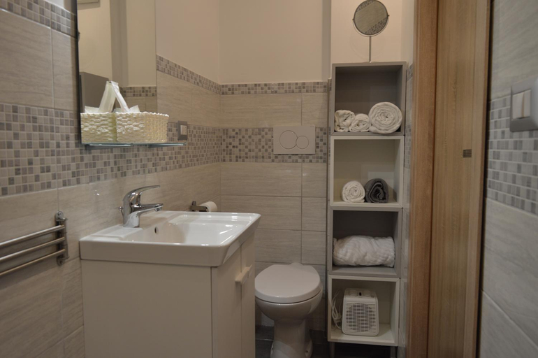 Others 4, B&B SERENITY2024, Roma