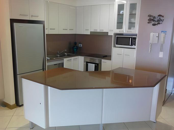 Others 5, Surfers Horizons Absolute Beachfront Holiday Apart, Gold Coast