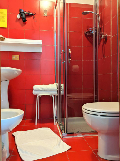 Bathroom 4, Hotel Montecarlo, Varese