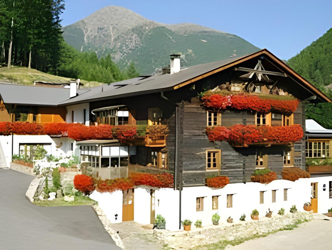 Exterior & Views 1, Hotel Oberraindlhof, Bolzano