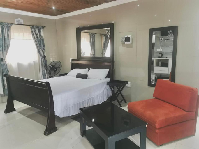Others 5, P & T Guesthouses, Umgungundlovu