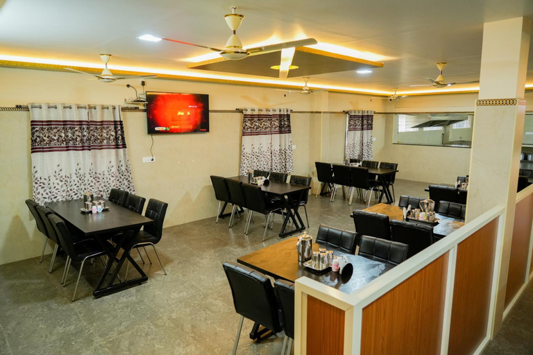 Food & Drinks 5, Green Residency, Vellore