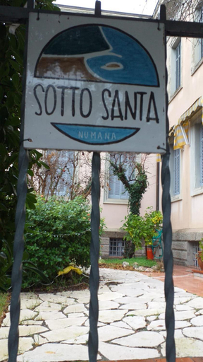 Others 4, Sottosanta, Ancona