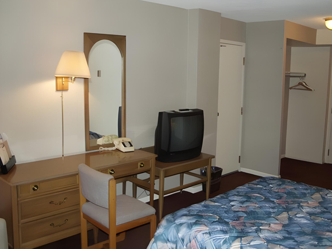 Bedroom 4, Satellite Hotel, El Paso