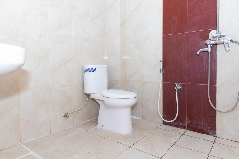 Bathroom 6