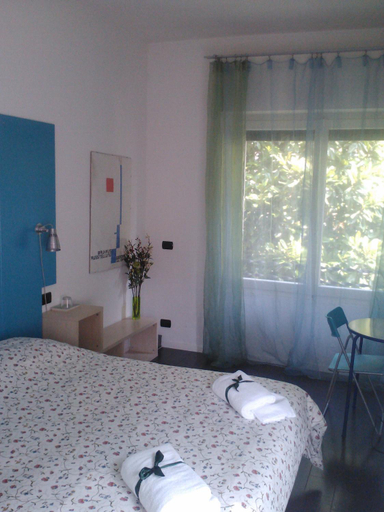 Others 2, B&B Verdeblu, Mantua