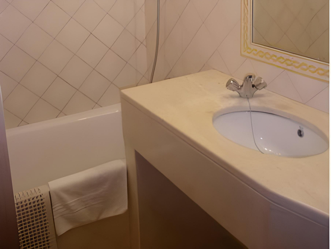 Bathroom 4, Hotel Passagem do Sol, Moura