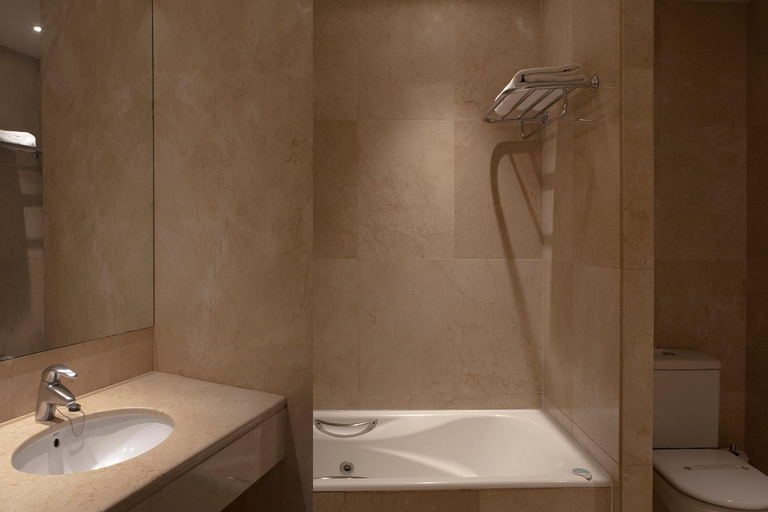 Bathroom 4, Lleo, Barcelona