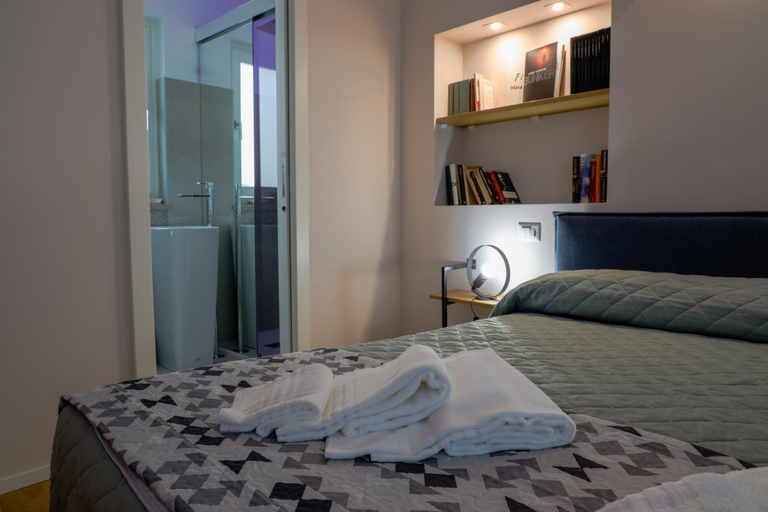 Others 3, Bed&Book, Matera
