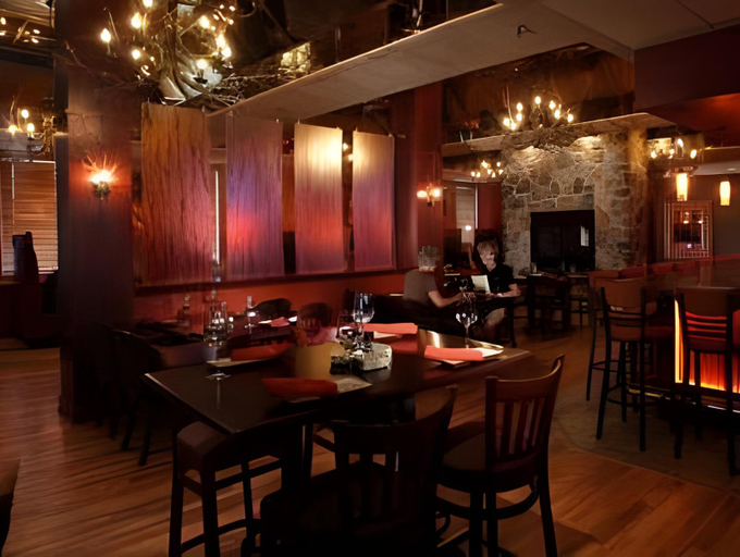 Food & Drinks 5, Centerstone Plaza Hotel Soldiers Field, Olmsted