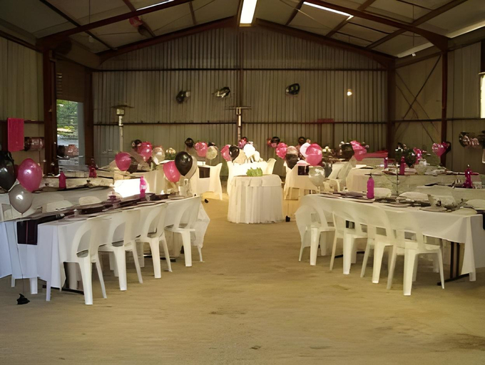Food & Drinks, Madison's Mountain Retreat, Hawkesbury