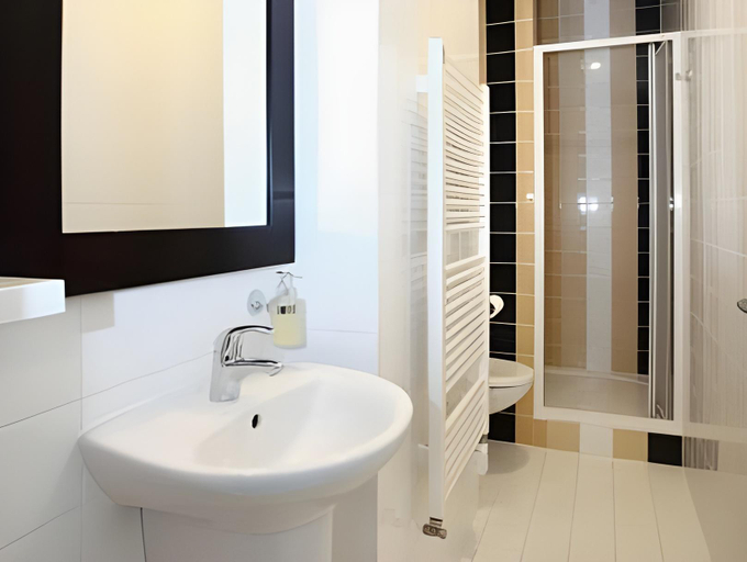 Bathroom 3, Hotel Rottal, Zlín