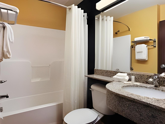 Bathroom 4, SureStay Plus Hotel by Best Western Keyser, Mineral