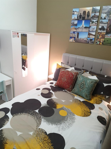 Bedroom 9