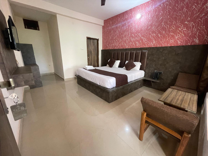 Bedroom 2, The Panda, Kangra