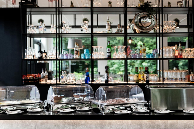 Food & Drinks 20