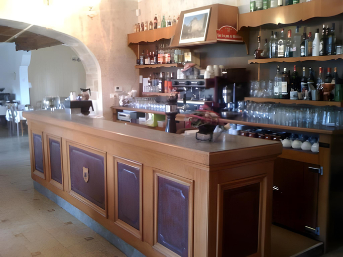 Food & Drinks 4, Auberge de la Tour -Appartements-, Hérault