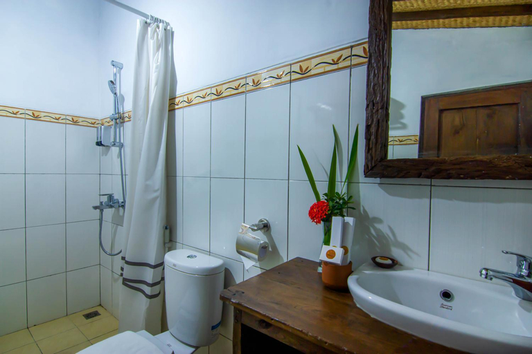 Bathroom 11