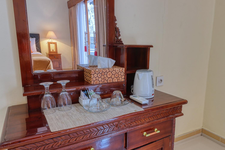 Others 5, Nibugi Guest House, Klungkung