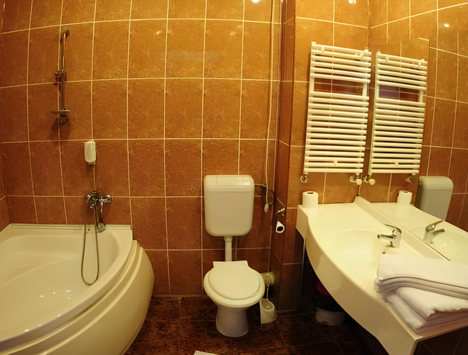 Bathroom 4, Hotel Select, Tulcea