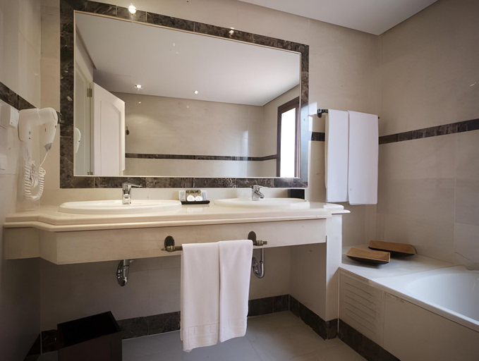 Bathroom 3, Vasari Resort, Málaga