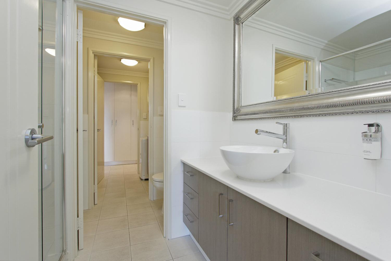 Bathroom 12