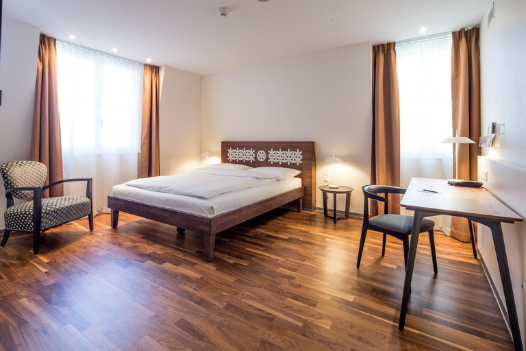 Bedroom 9