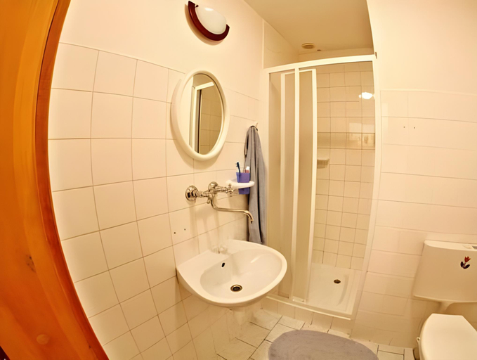 Bathroom 2, Penzion pod Pralesem, Vsetín