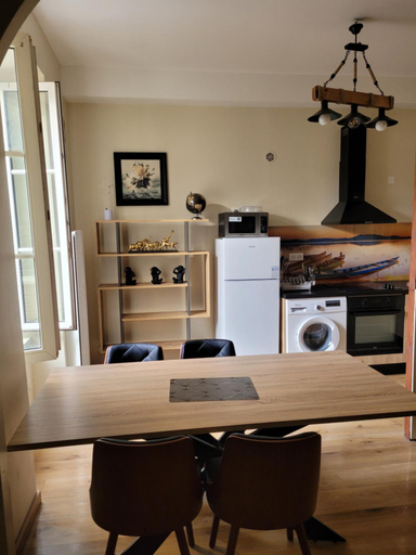 Dining Room 17