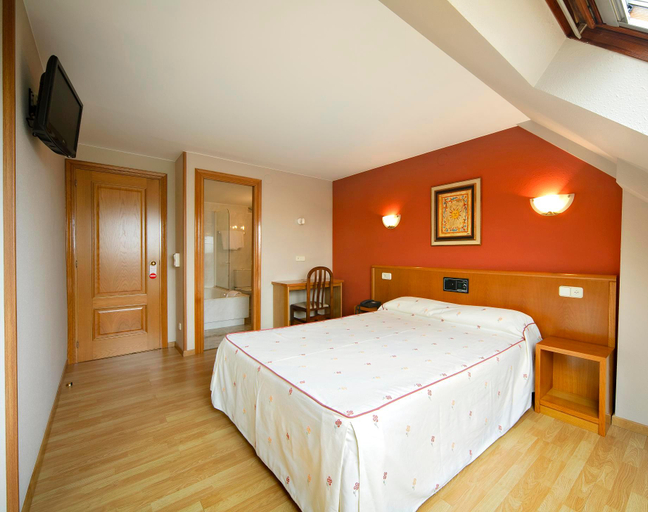 Bedroom 3, Hotel Europa Arteixo, A Coruña