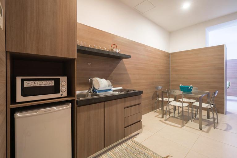 Others 5, Residence Europa, Rome