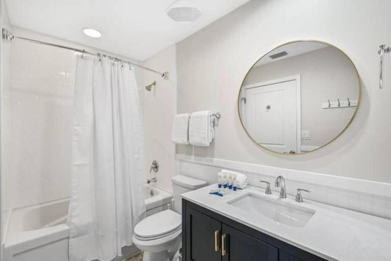 Others 4, "Wine Down" - NEW GOLF CART - Gorgeous 2-bdrm Lockout in Sandestin, Walton