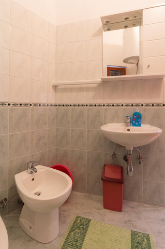 Bathroom 3, Apartments Casa Nada - by TA Leut Agency, Privlaka