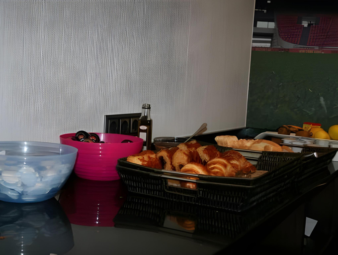 Food & Drinks 5, täCH Madrid Airport, Madrid