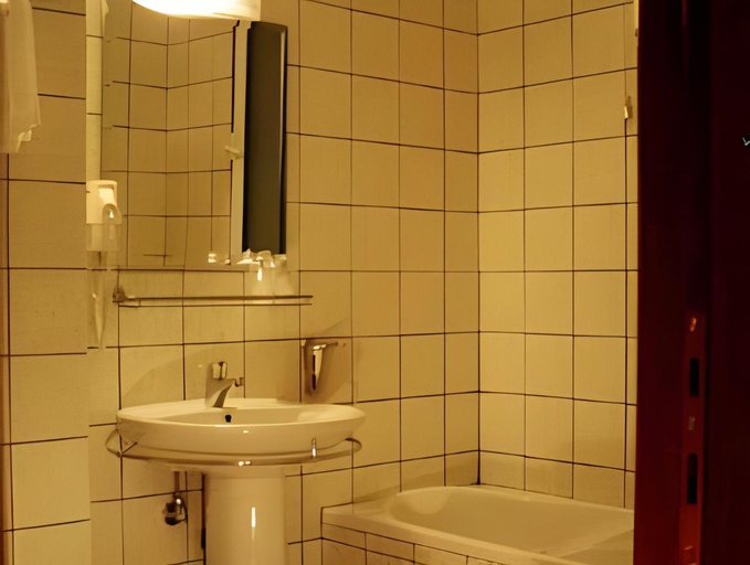 Bathroom 3, Aegli Hotel Volos, Thessaly